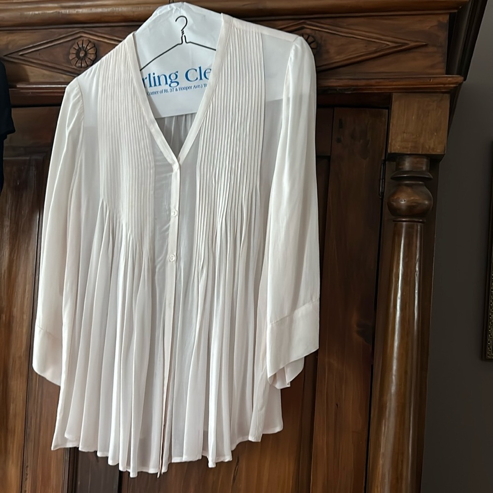 Flowy and feminine blouse